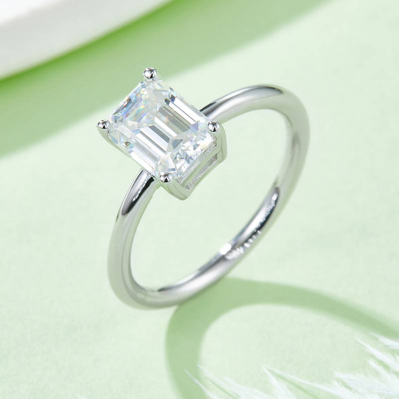 Classic长方形S925银镀白金MoissaniteWomen's Ring3.0ctD级